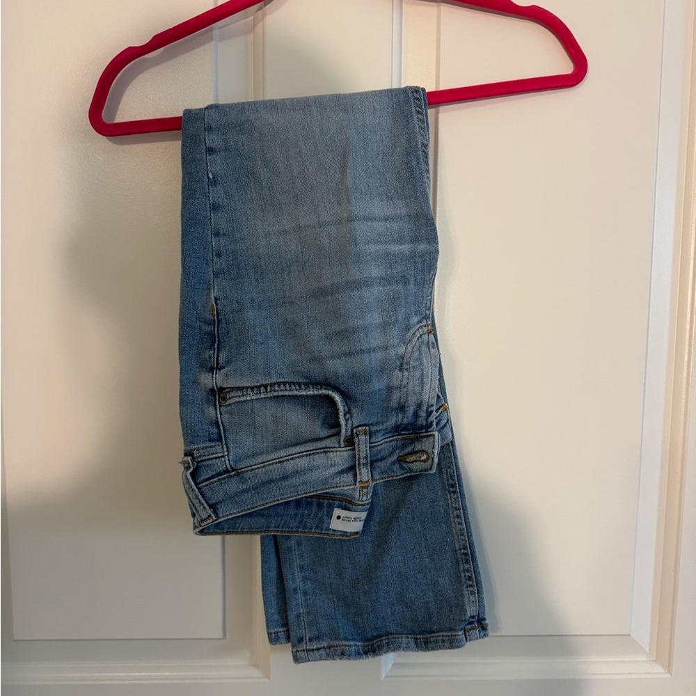 Zara Low Rise Slim Cropped Jeans